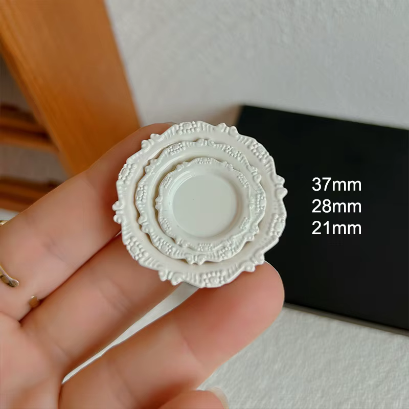 Plats français miniatures pour maison de poupée, plateau sculpté, assiette/plat à dîner/plat à Desse