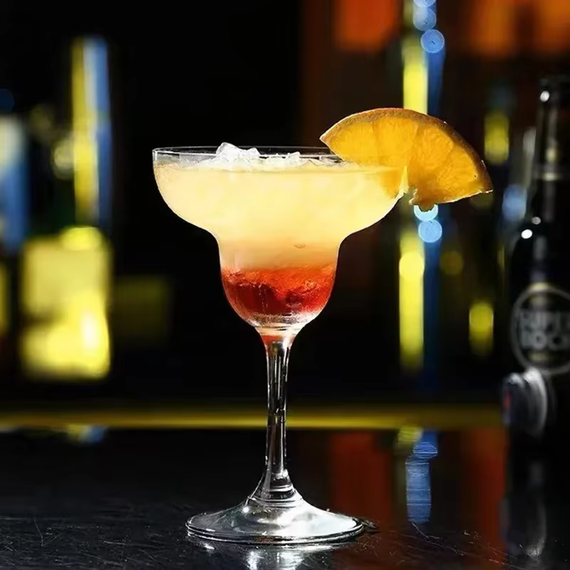 Verre à Cocktail triangulaire Martini, grand Bar créatif en verre, mélangeurs classiques