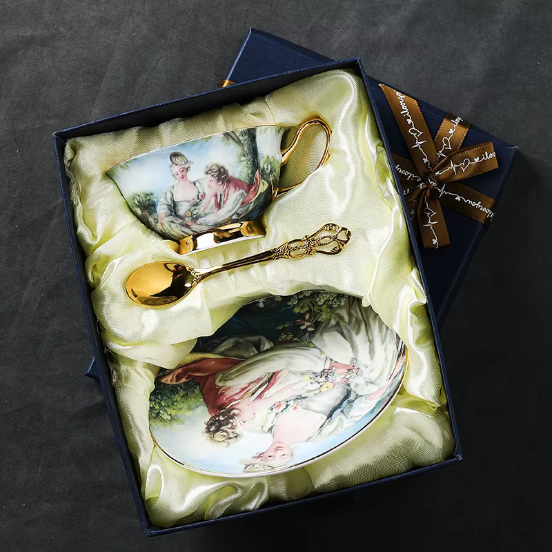 Service à thé en porcelaine de luxe, tasse à café en céramique, standard avec cuillère S/05 er, verr