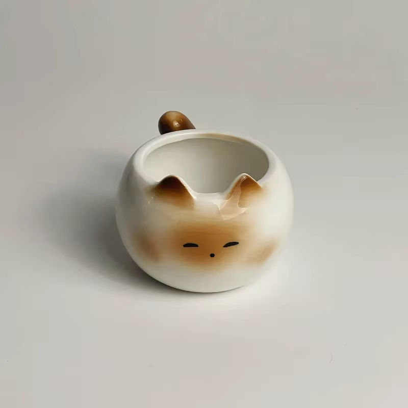 Tasse à café chat siamois de dessin animé, tasse en céramique colorée sous glaçure en forme de chat 