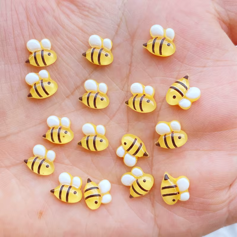 Mini Figurine en résine d'abeille, 50 pièces, artisanat, Cabochon à dos plat, ornement, fabrication