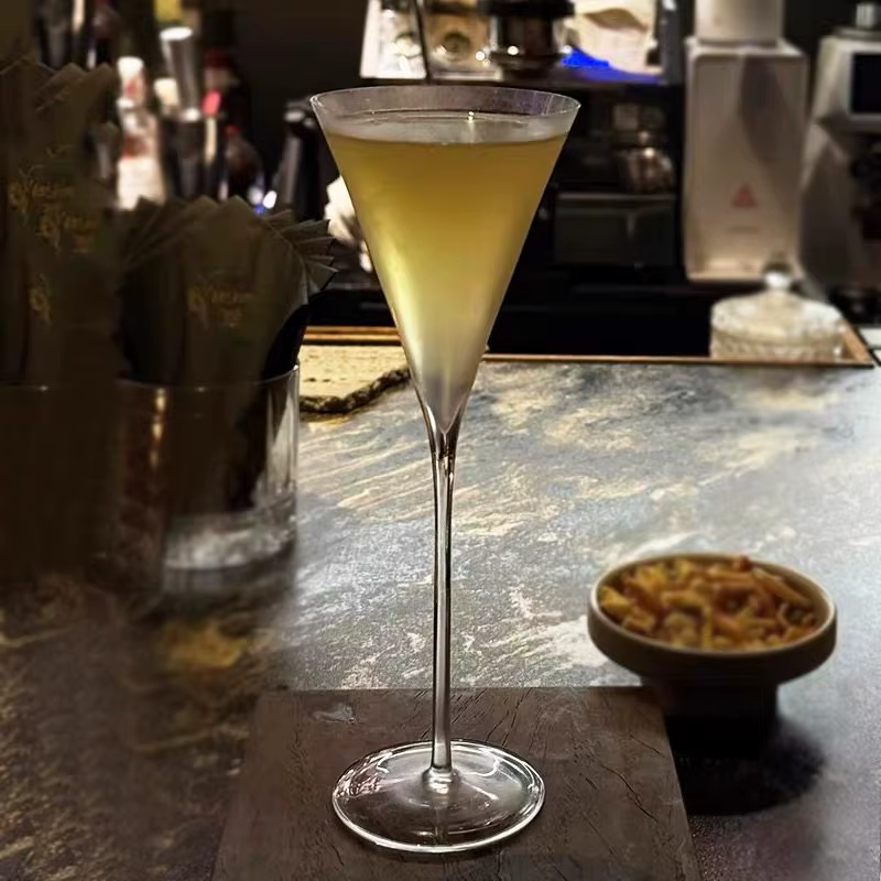 Verre à Martini Kimura fait main, verre à champagne, verre à cocktail