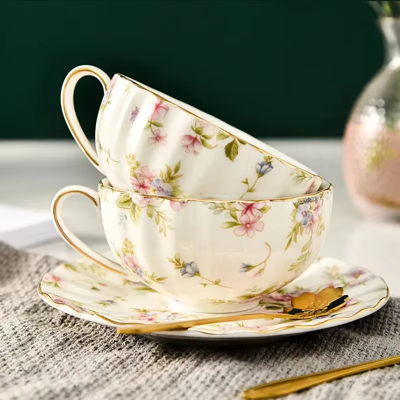 Service à thé à fleurs de style pastoral, tasse à café en céramique, costume en porcelaine d'os de h