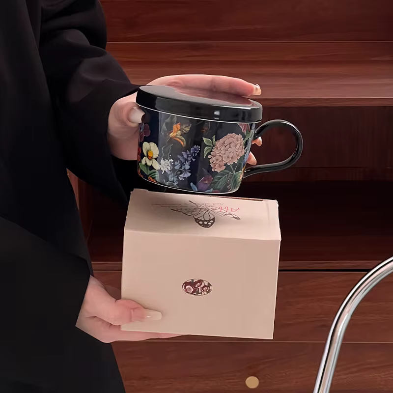 Mug à café en céramique vintage à motif floral avec couvercle, tasse à fleurs colorée, mug pour le p