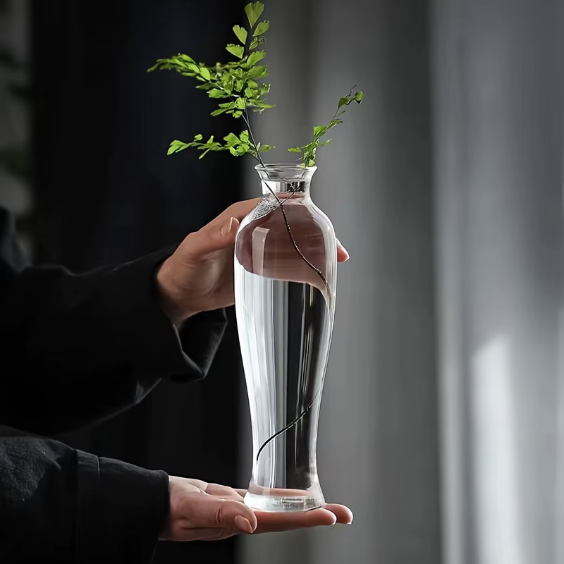Vases à bourgeons en verre contemporains
