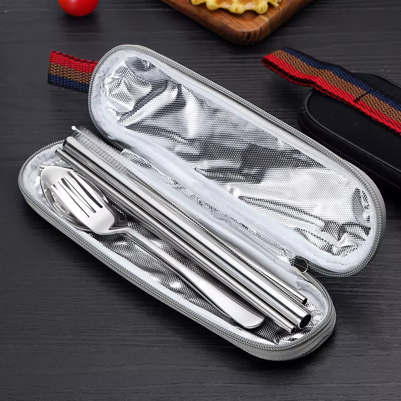 Ensemble de couverts de voyage réutilisables