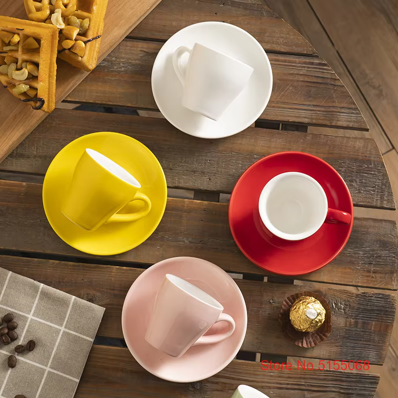 Ensemble de tasses et soucoupes à expresso Macaron multicolores en forme de tulipe de Style nordique
