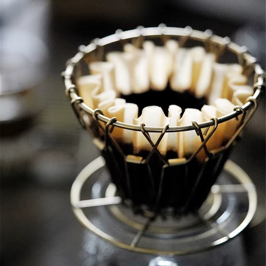 Filtre à café en métal créatif, poinçon à main, filtre à café, tasse réutilisable, entonnoir pliant en forme de V, filtre tasse à thé