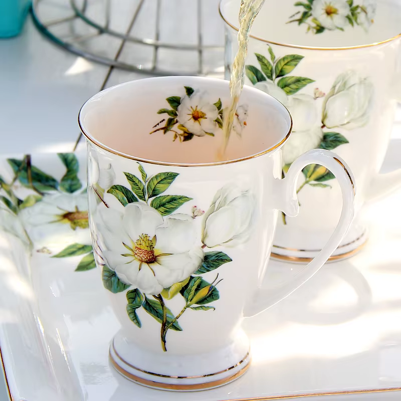Tasse à café élégante en porcelaine ivoire de haute qualité