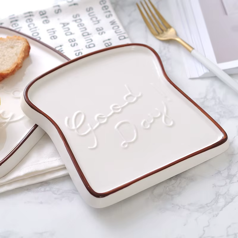 1pc bonne journée Toast forme porcelaine assiettes plats nourriture pain Dessert plateau pour petit déjeuner vaisselle