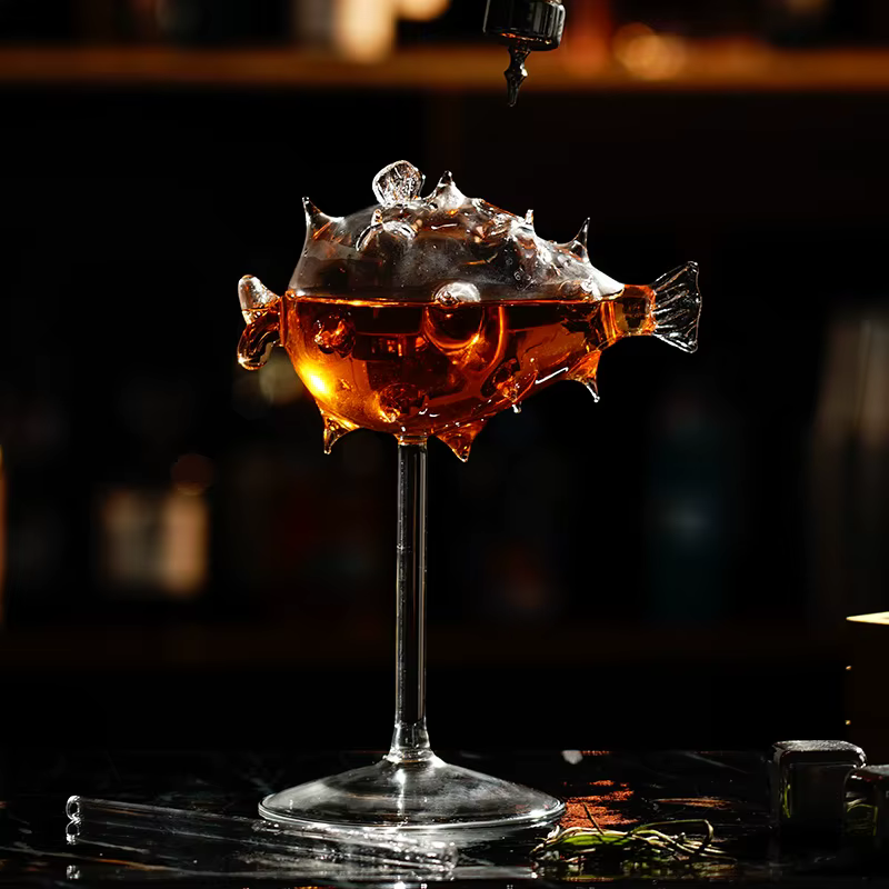 Verre à cocktail créatif