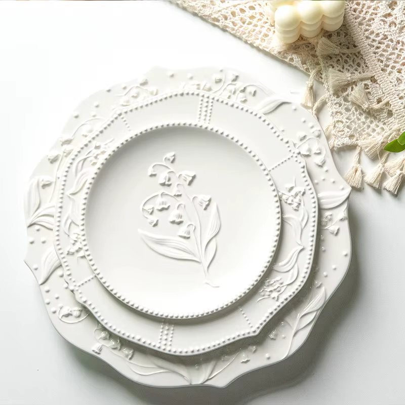 Assiette à pâtes occidentales en céramique et dentelle