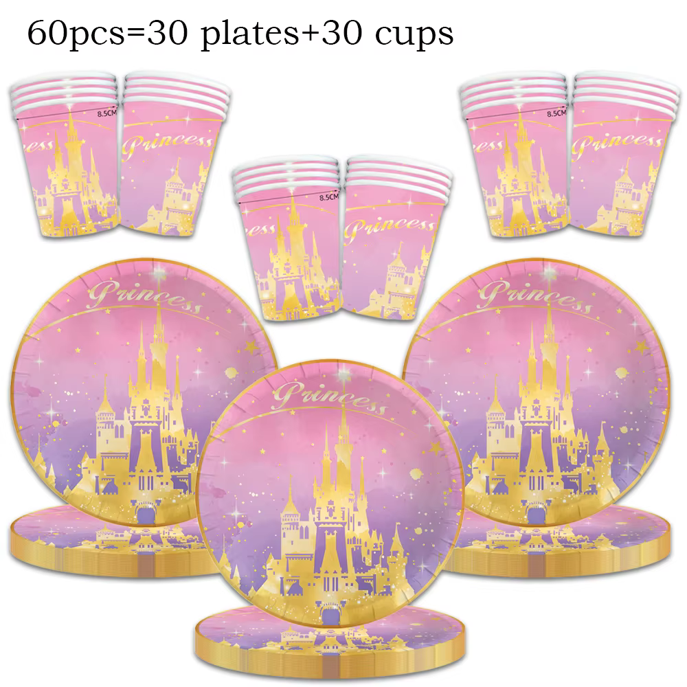 Ensemble de tasses, assiettes