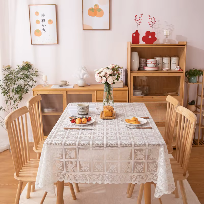 Nappe carrée Beige en dentelle ajourée