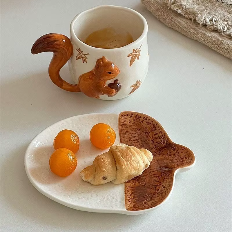 Ensemble créatif d'assiettes de tasse à café d'écureuil 3D