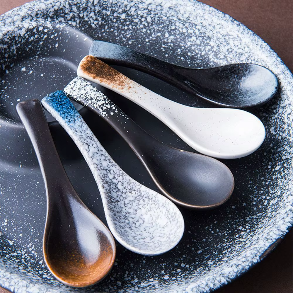 Cuillère à soupe en céramique japonaise