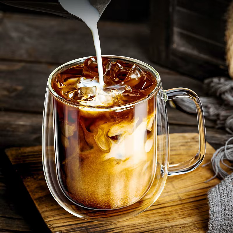 Tasse à café en verre à Double paroi avec poignée