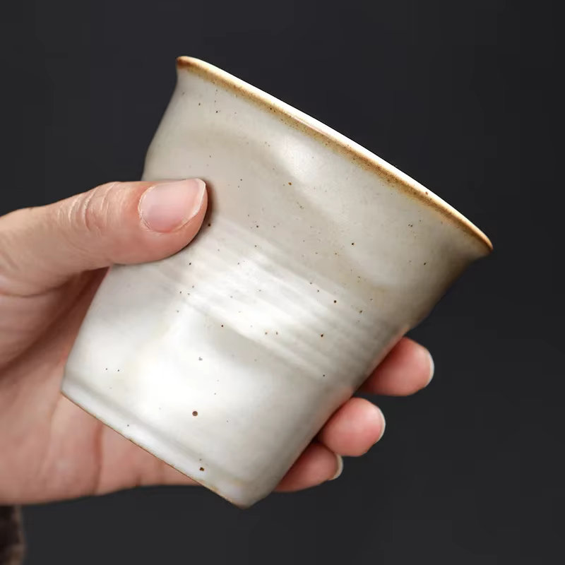 Tasse à café plissée créative en grès