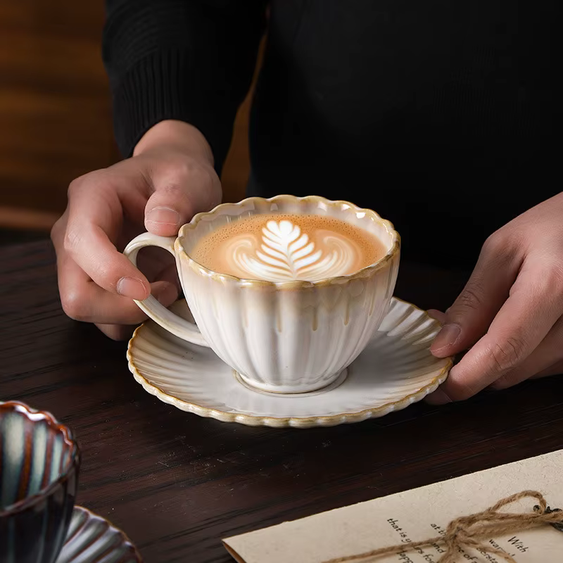 Tasse en céramique tournée au four rayé haut de gamme Vintage