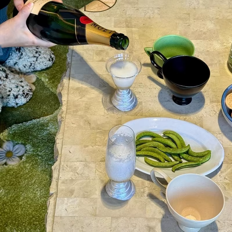 Tasse en verre en forme de coquille de conque naturelle