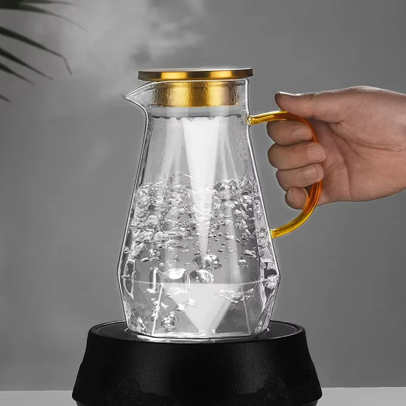 Bouteille d'eau en verre de grande capacité