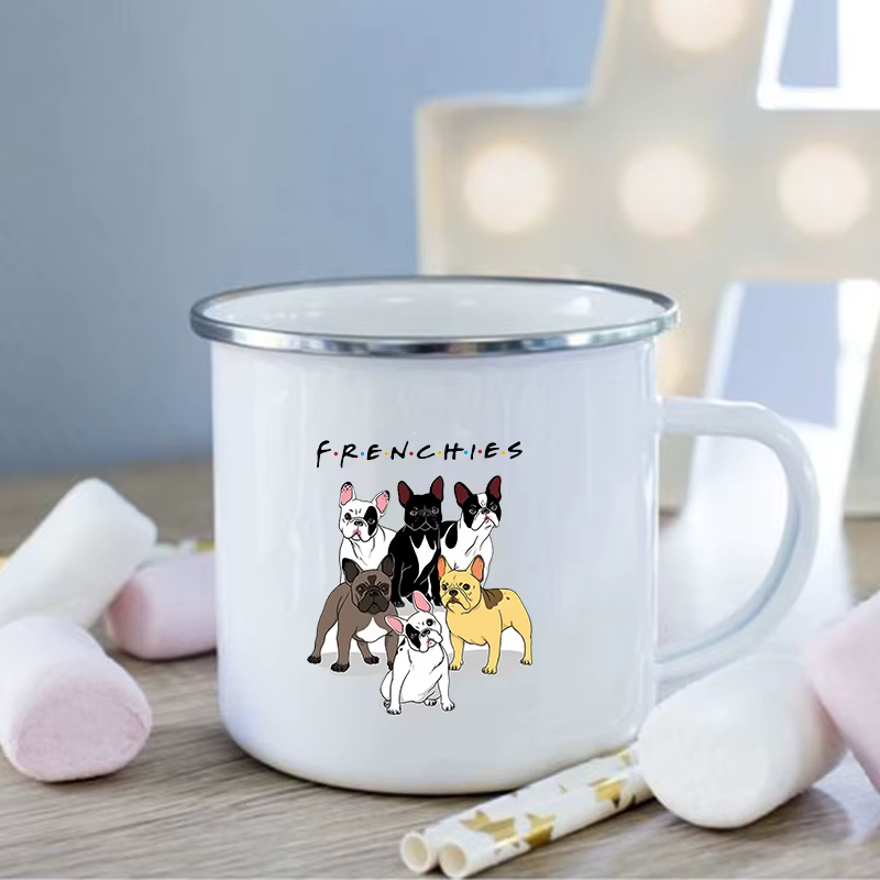 Tasse en émail avec imprimé bouledogue français