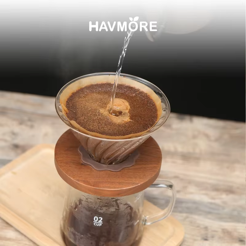 Serveur de café en verre avec échelle à points