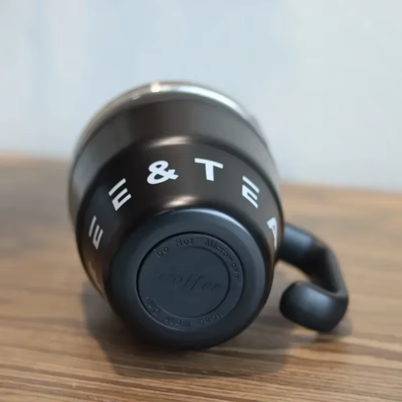 Tasse à café isolée en acier inoxydable