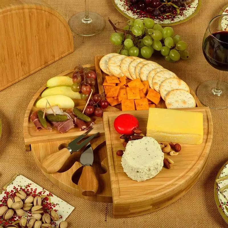 Plateau à fromage en bambou festonné