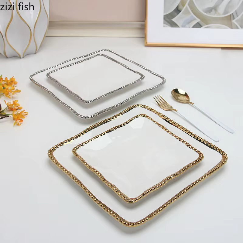 Assiette de table en céramique à pois nacrés