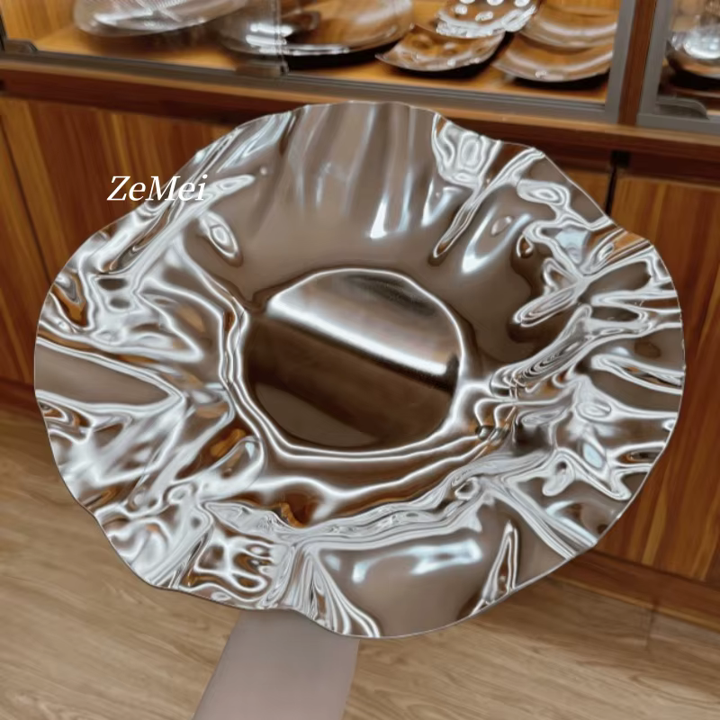 Assiette à fruits de style européen en forme de cercle avec des ondulations