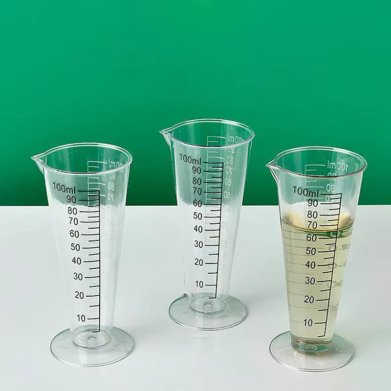 Tasse à mesurer en acrylique de qualité alimentaire de 100 ml avec balance – Sans BPA