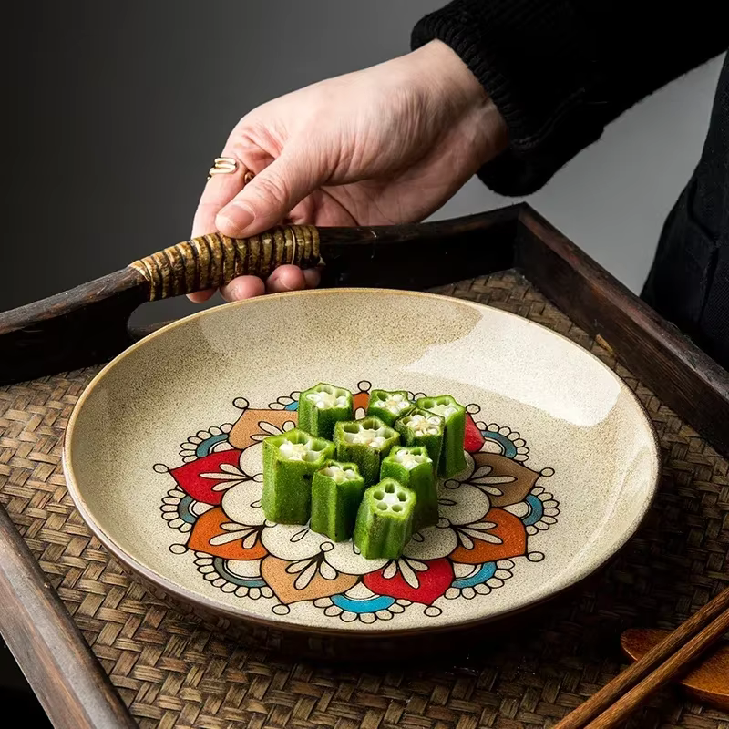Assiette creuse en céramique de style chinois