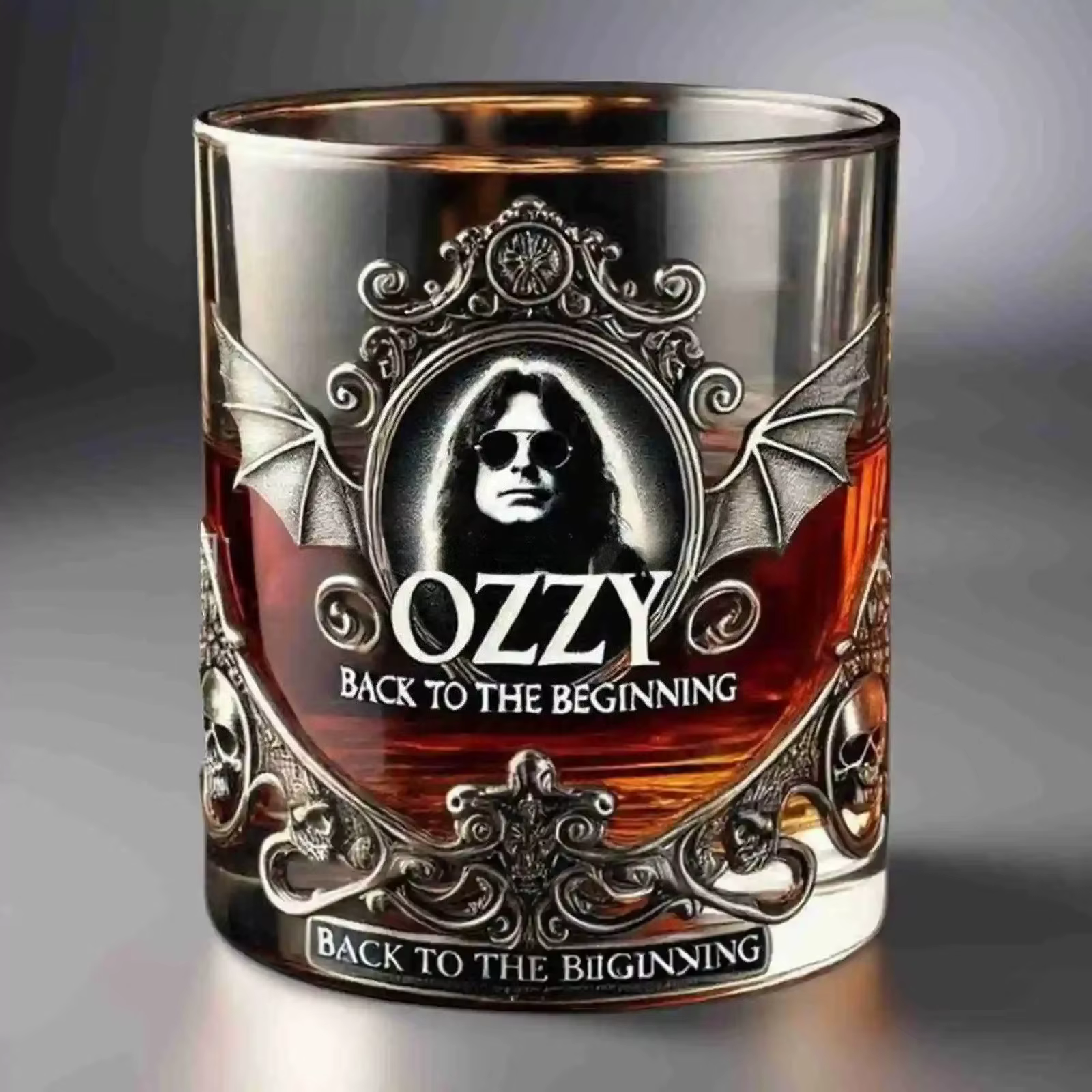 Verre à whisky sur le thème de la musique rock d'Ozzy Osbourne