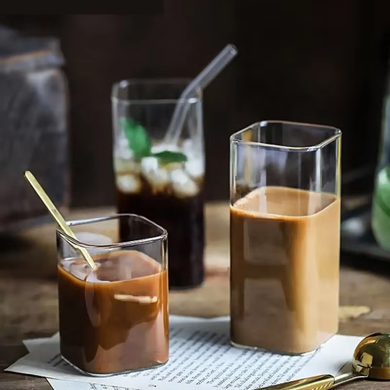 Tasse carrée Simple en verre clair
