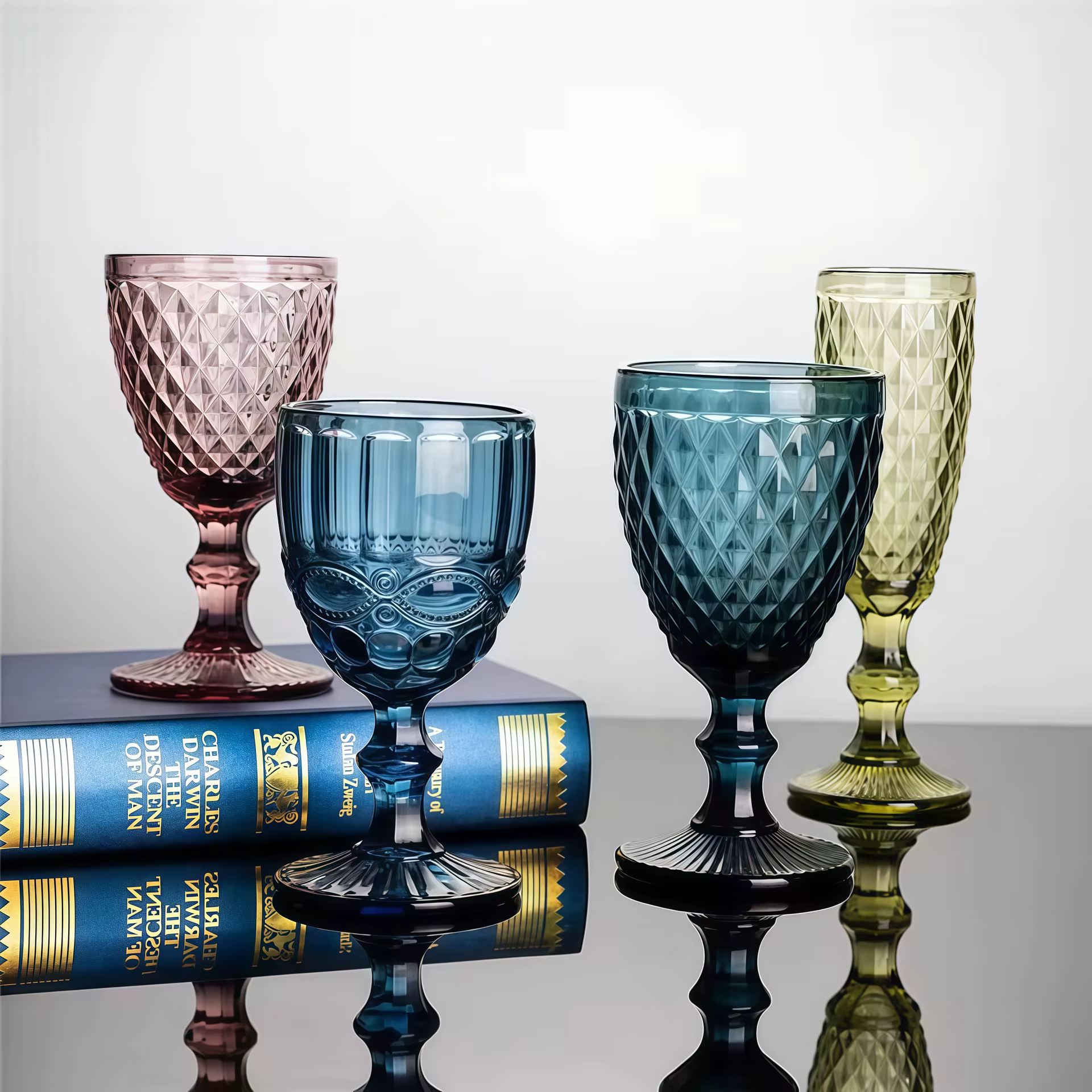 Verre à vin européen en relief