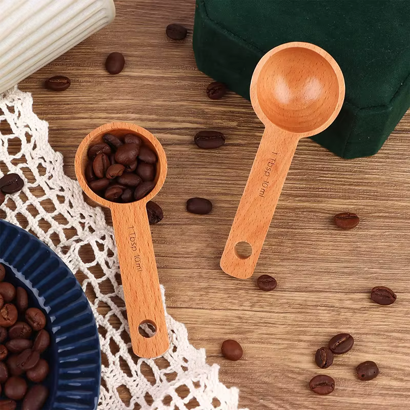 Cuillère à café en bois de hêtre