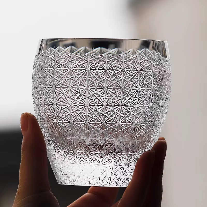 Tasse en verre de cristal gypsophile avec boîte en bois