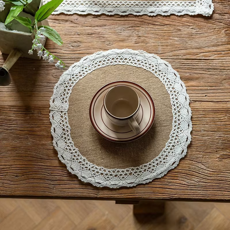 Napperons ronds en toile de jute