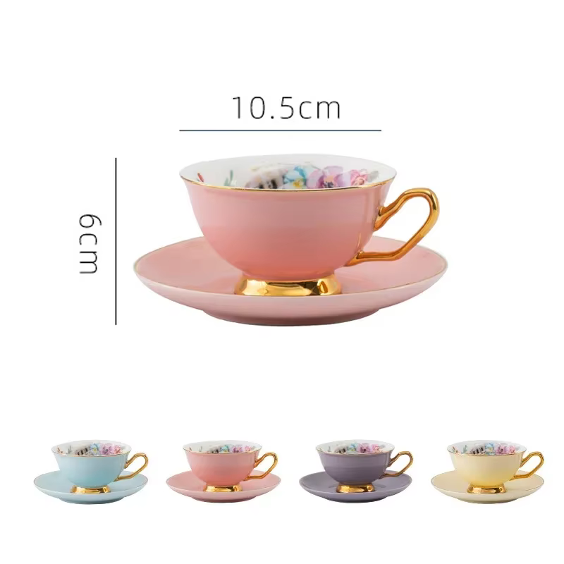 Tasse à café émaillée en céramique avec assiette