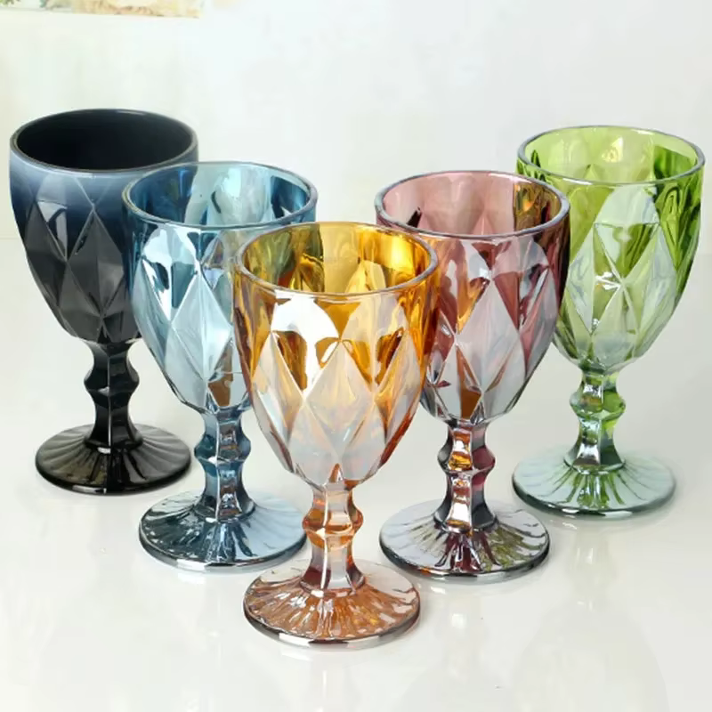 Verres à vin en verre sculpté
