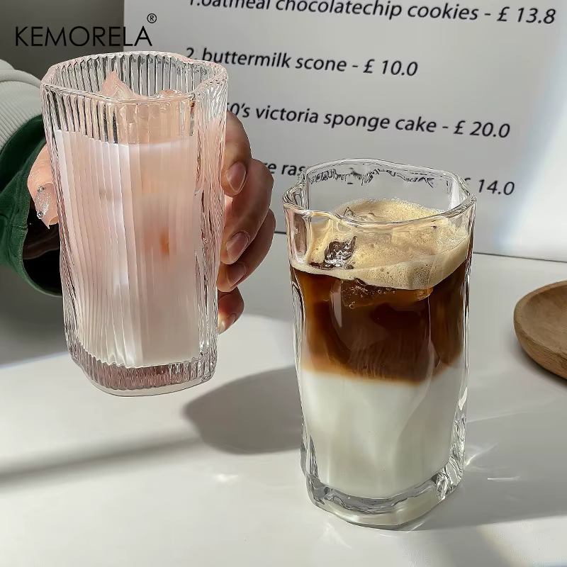 Tasse à café glacée de Style INS à torsion irrégulière