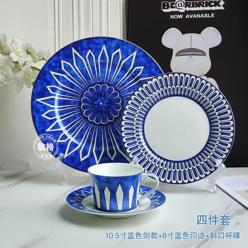 Assiette à dîner occidentale simple et luxueuse de style européen