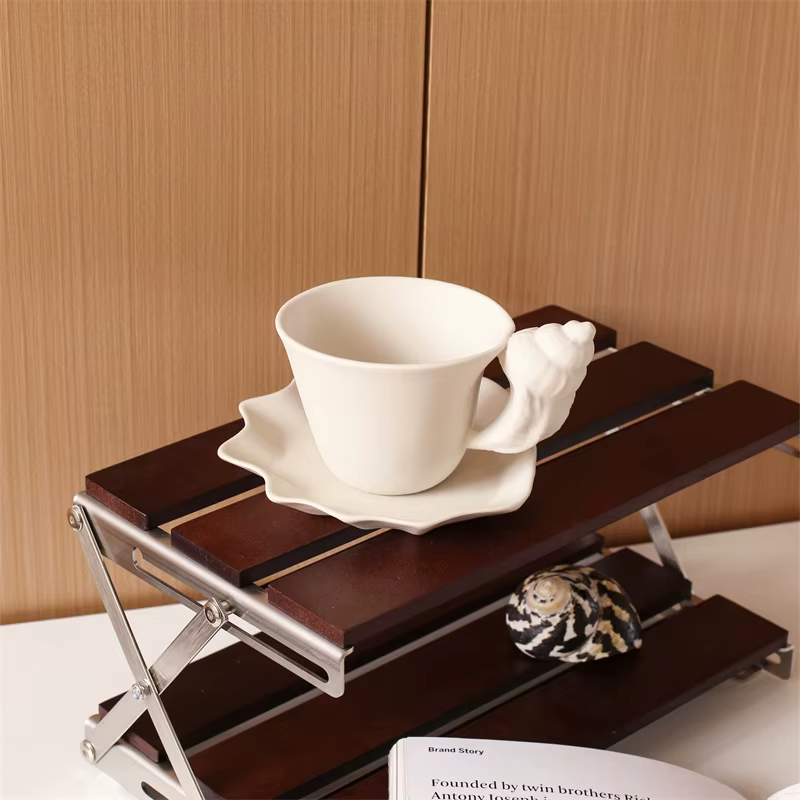 Tasse à café en céramique à coque mate