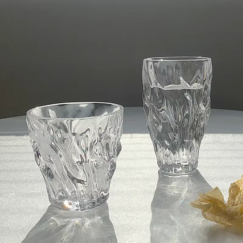 Tasse en verre texturé de style Ins