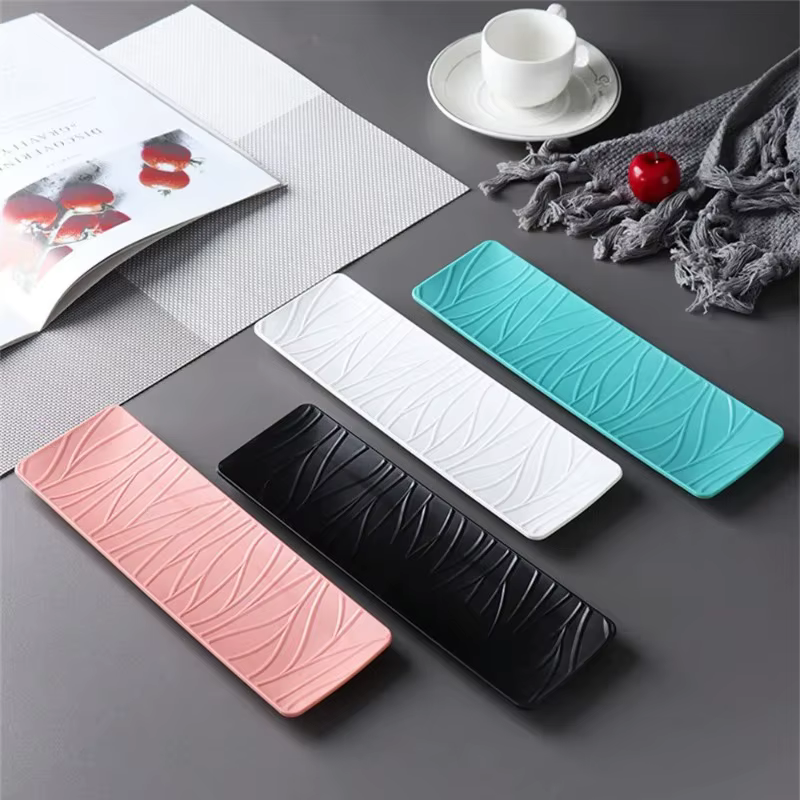 1 pièce Assiettes en céramique japonaises minimalistes à motif ondulé