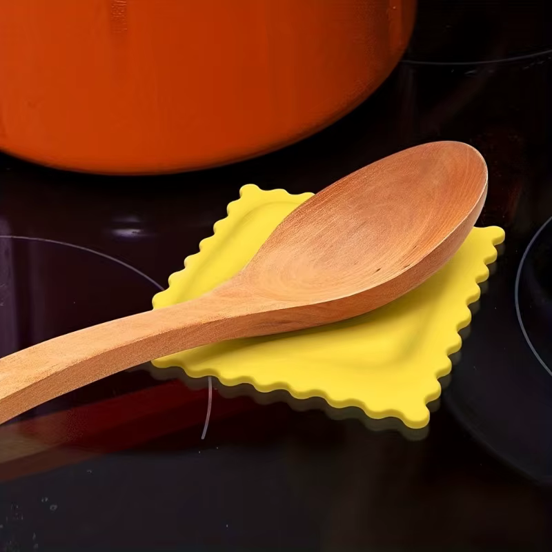 Repose-cuillère à soupe en forme de Biscuit