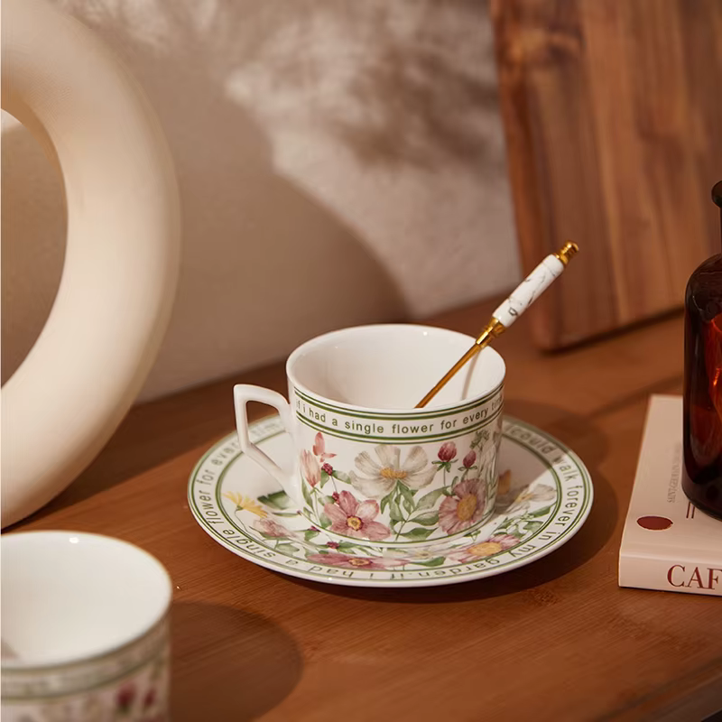 Ensemble de tasses à thé et soucoupes Vintage français de 260ml