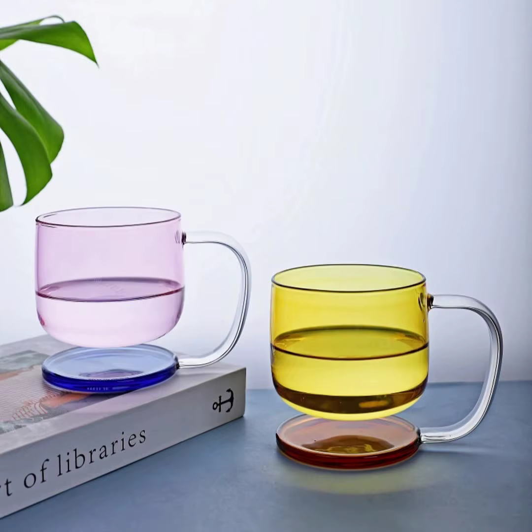 Tasse en verre à Suspension créative
