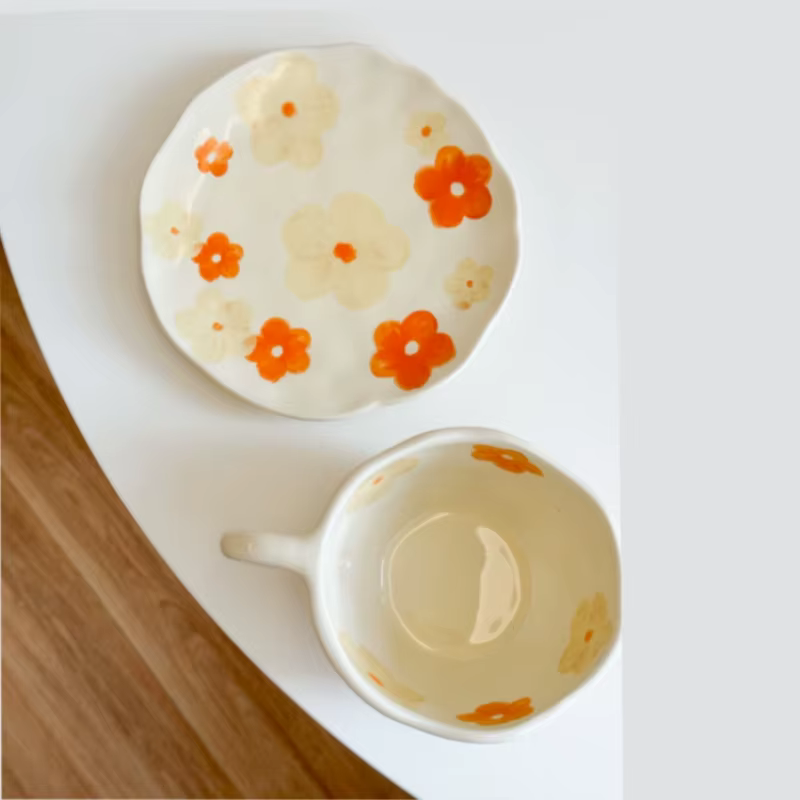 Ensemble de tasses à café avec assiette en céramique